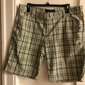 Calvin Klein 20W Shorts Bermuda Length